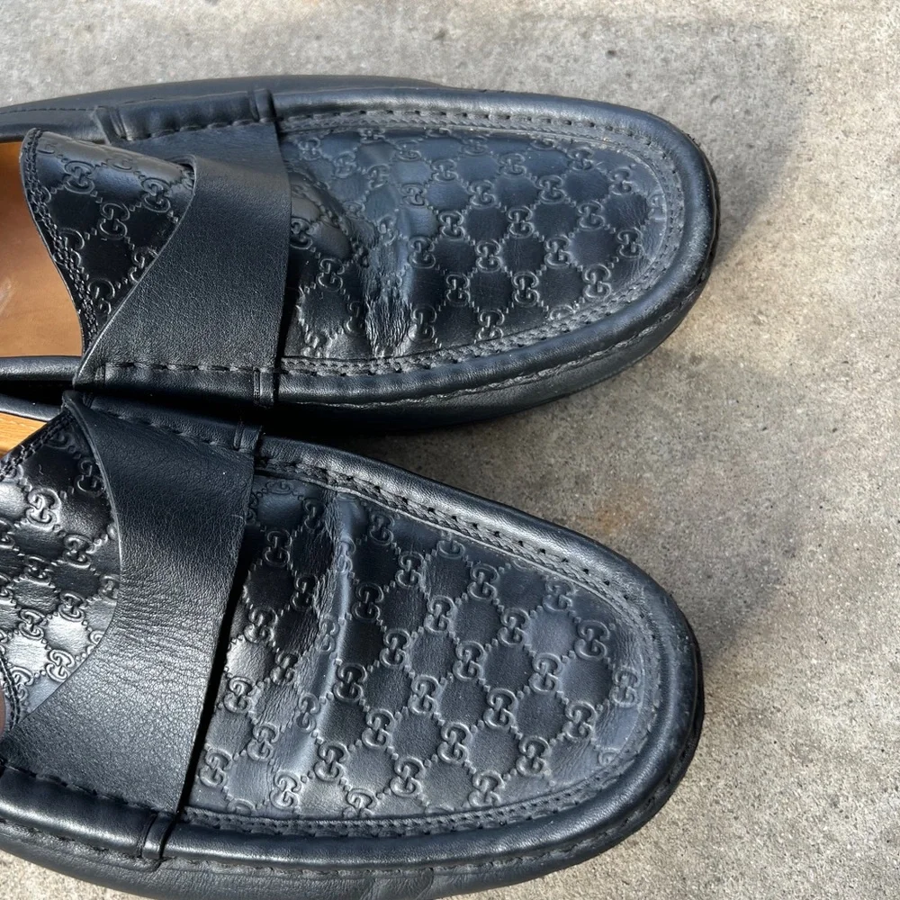 Gucci Authentic Embossed Black Leather Slip-On Loafers Men’s Sz 8.5